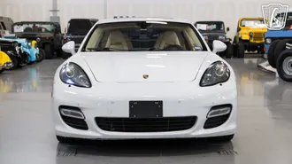 2013 Porsche Panamera photo 4