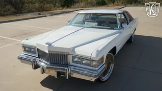 1975 Cadillac DeVille photo 2