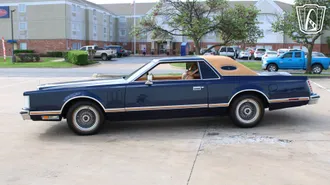 1978 Lincoln Continental Mark V photo 4