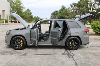 2021 Jeep Grand Cherokee photo 6