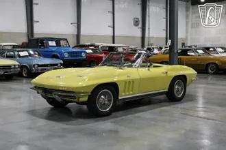 1966 Chevrolet Corvette photo 2