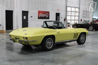 1966 Chevrolet Corvette photo 4