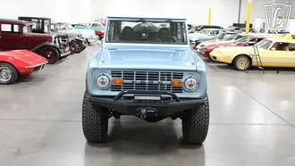 1977 Ford Bronco photo 2