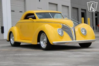 1937 Ford Coupe photo 4