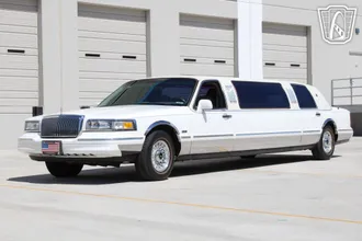 1996 Lincoln Town Car photo 7