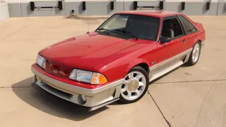 1989 Ford Mustang photo 2