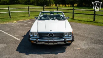 1987 Mercedes-Benz 560 SL photo 2
