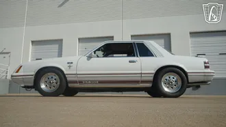 1984 Ford Mustang photo 7
