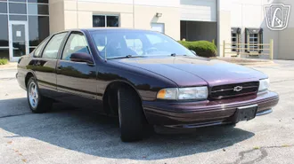 1996 Chevrolet Impala SS photo 2