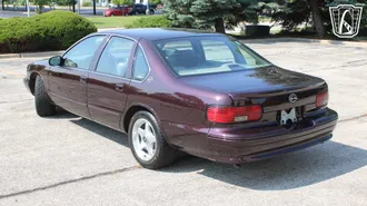 1996 Chevrolet Impala SS photo 4