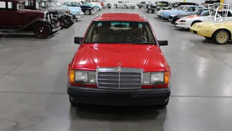 1986 Mercedes-Benz 300 photo 7