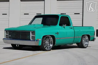 1986 Chevrolet C10 photo 2