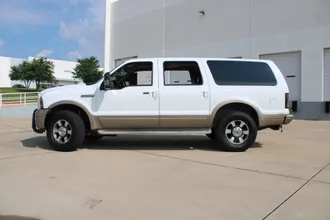 2005 Ford Excursion photo 6