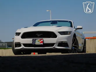 2015 Ford Mustang photo 5