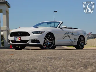 2015 Ford Mustang photo 6