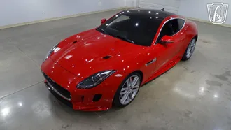 2016 Jaguar F Type photo 2