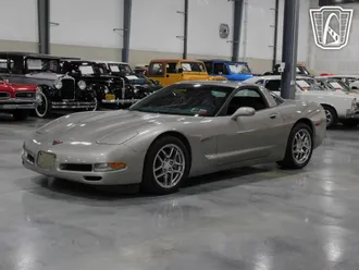 1999 Chevrolet Corvette photo 2