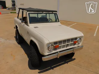 1977 Ford Bronco photo 2