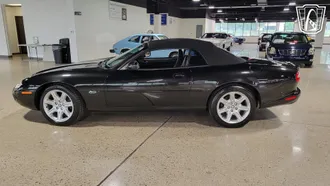 2000 Jaguar XK8 photo 2