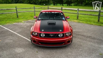 2008 Ford Mustang photo 2