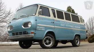 1967 Ford E150 photo 3
