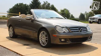 2008 Mercedes-Benz CLK350 photo 2