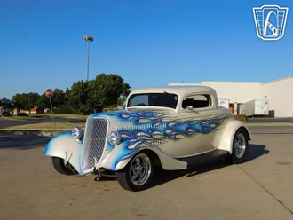 1933 Ford 3 Window photo 2
