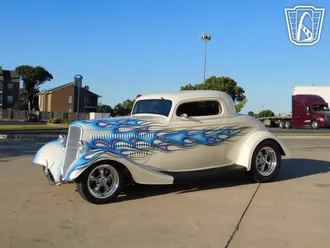 1933 Ford 3 Window photo 3