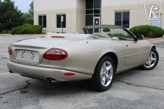 1999 Jaguar XK8 photo 3