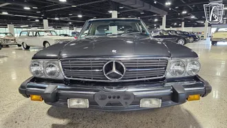 1986 Mercedes-Benz 560 SL photo 6