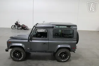 1995 Land Rover Defender photo 4