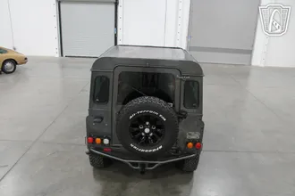 1995 Land Rover Defender photo 6