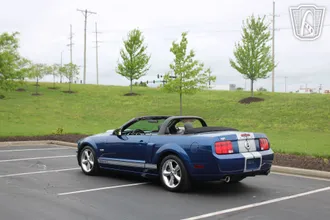 2008 Ford Mustang photo 7