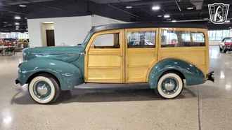 1940 Ford Woody photo 2