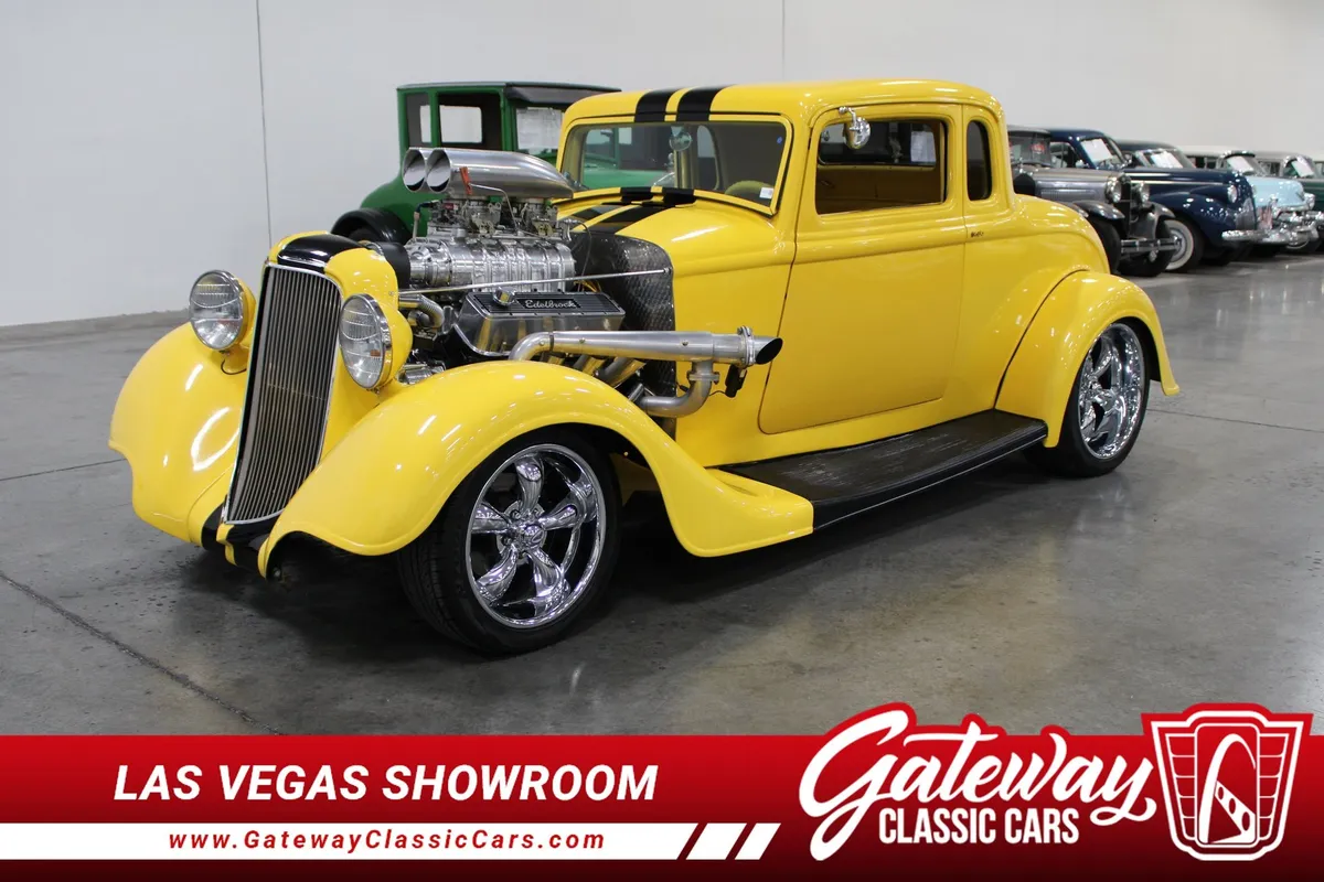 1933 Plymouth 5 Window