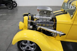 1933 Plymouth 5 Window photo 4