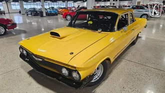 1961 Chevrolet Impala photo 2