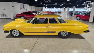 1961 Chevrolet Impala photo 4