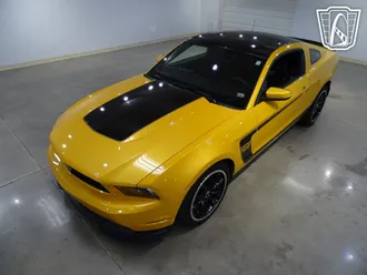2012 Ford Mustang photo 2