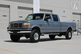 1996 Ford F350 photo 2