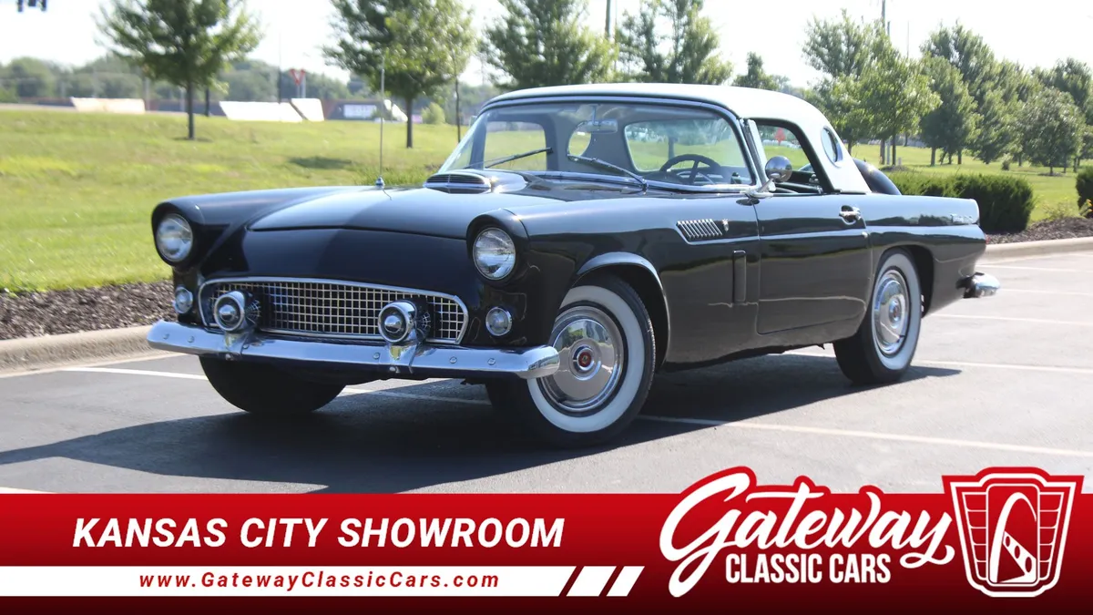 1956 Ford Thunderbird