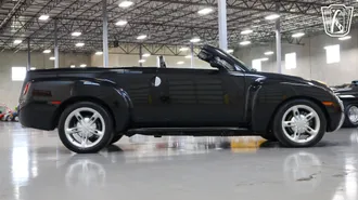 2003 Chevrolet SSR photo 7