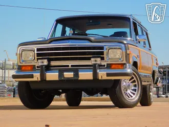 1989 Jeep Grand Wagoneer photo 5