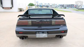 1987 Pontiac Fiero photo 6