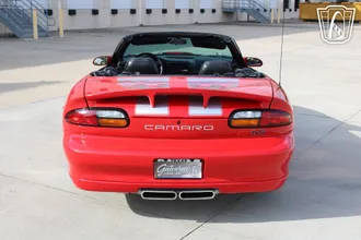 2002 Chevrolet Camaro photo 3