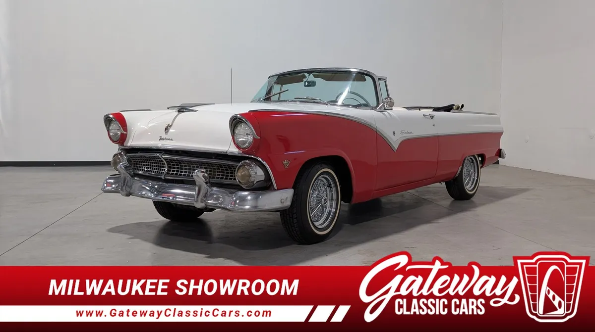 1955 Ford Fairlane Sunliner