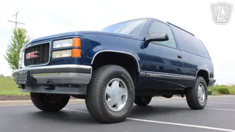 1997 GMC Yukon photo 2