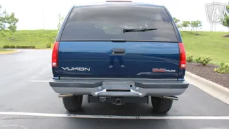 1997 GMC Yukon photo 4