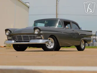 1957 Ford Custom photo 7