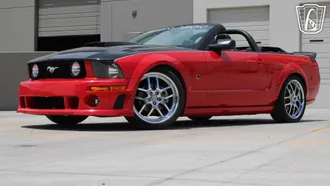 2007 Ford Mustang photo 2
